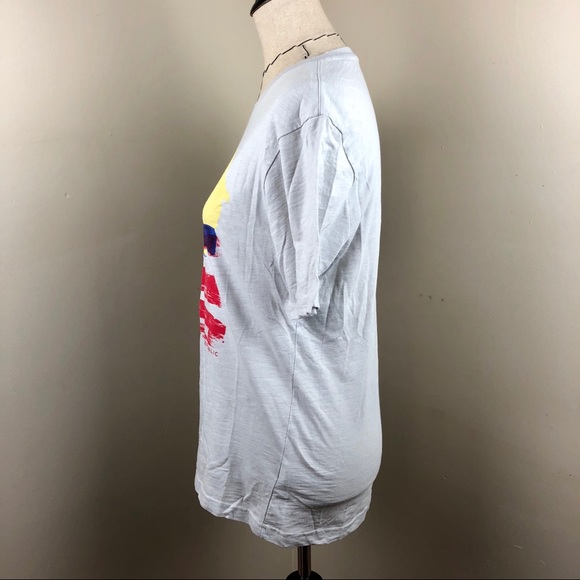 Banana Republic Graphic t-shirt Men's Size Small - Picture 3 of 6